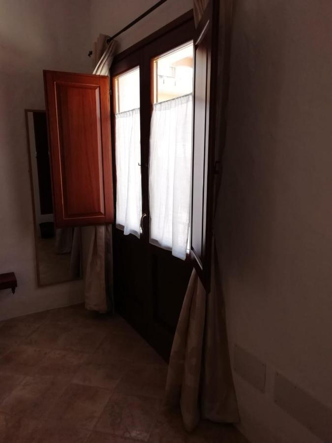 Beni Benius Hotell Teulada Exteriör bild